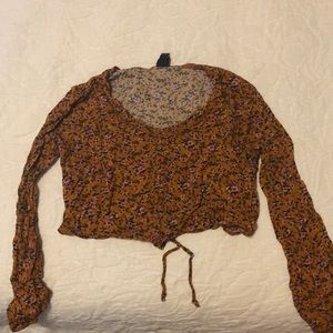 Wild fable cropped long sleeve, Adjustable length